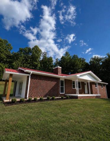 5221 Fires Creek Road Hayesville NC 28904