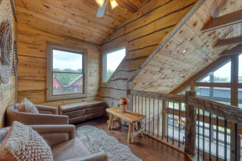 561 Deer Crest Road Blue Ridge GA 30513