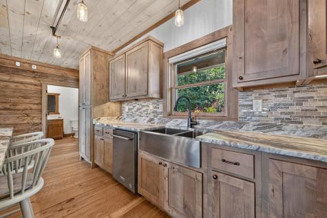 320 Amber Ridge Blue Ridge GA 30513