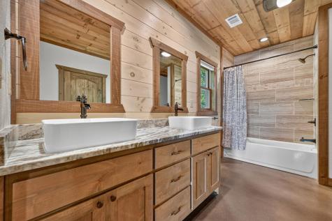 320 Amber Ridge Blue Ridge GA 30513