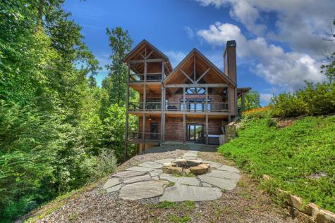 320 Amber Ridge Blue Ridge GA 30513