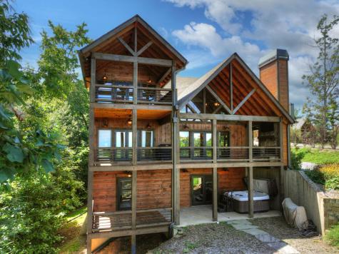 320 Amber Ridge Blue Ridge GA 30513