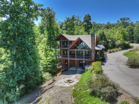 320 Amber Ridge Blue Ridge GA 30513