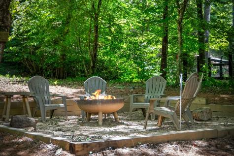 1082 Sunset Road Epworth GA 30541