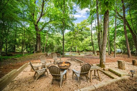1082 Sunset Road Epworth GA 30541
