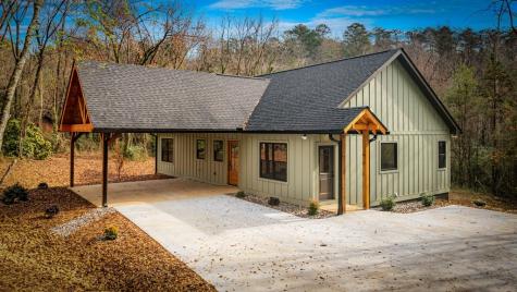 40 Cherry Street East Ellijay GA 30540