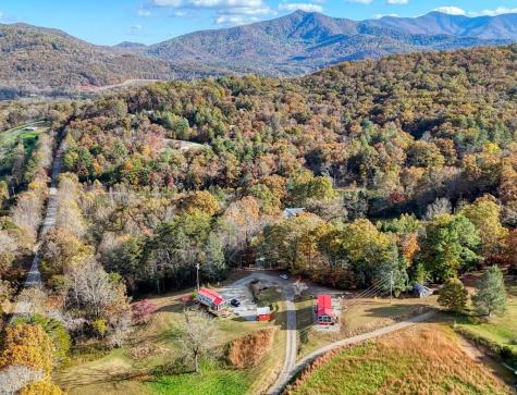 476, 478 Lapidary Lane Young Harris GA 30582