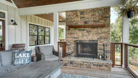 359 New Water Way Blairsville GA 30512
