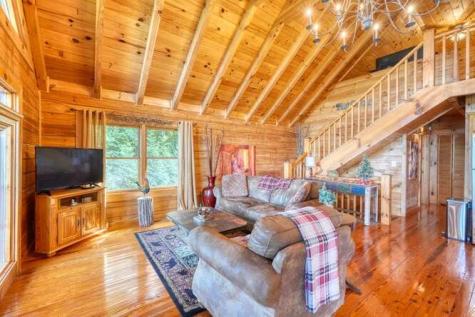 81 Grant Drive Brasstown NC 28902