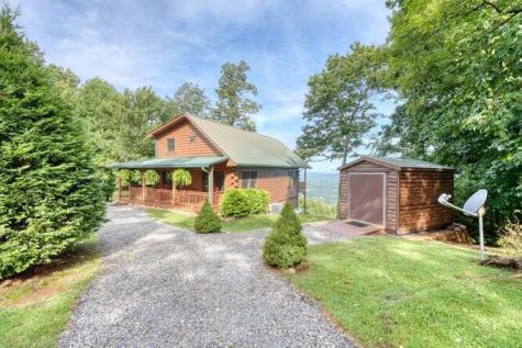 81 Grant Drive Brasstown NC 28902