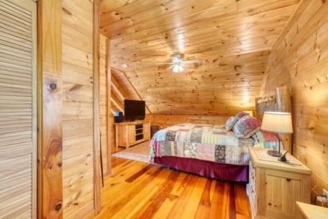 81 Grant Drive Brasstown NC 28902