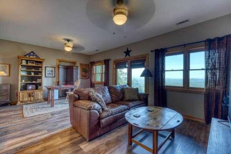 81 Grant Drive Brasstown NC 28902