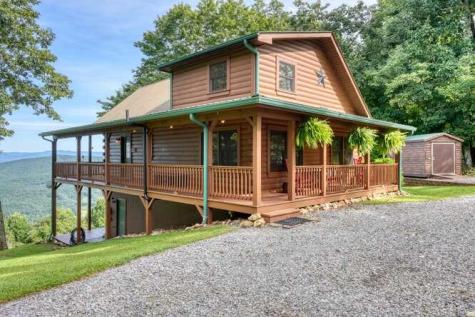 81 Grant Drive Brasstown NC 28902