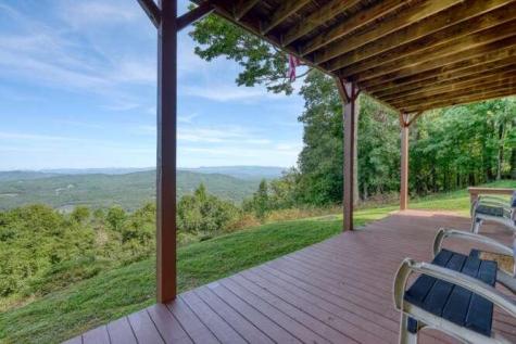 81 Grant Drive Brasstown NC 28902