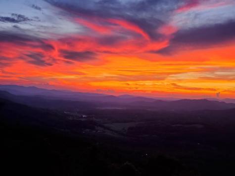81 Grant Drive Brasstown NC 28902
