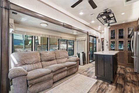 196 25th Street Ellijay GA 30054