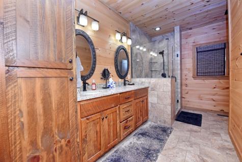 121 Noontootla Trail Blue Ridge GA 30513