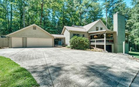 2511 Buck Run Hiawassee GA 30546