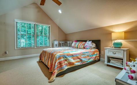 2511 Buck Run Hiawassee GA 30546