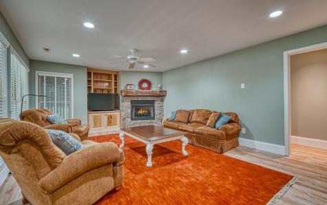 2511 Buck Run Hiawassee GA 30546