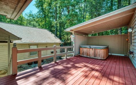 2511 Buck Run Hiawassee GA 30546