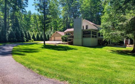 2511 Buck Run Hiawassee GA 30546