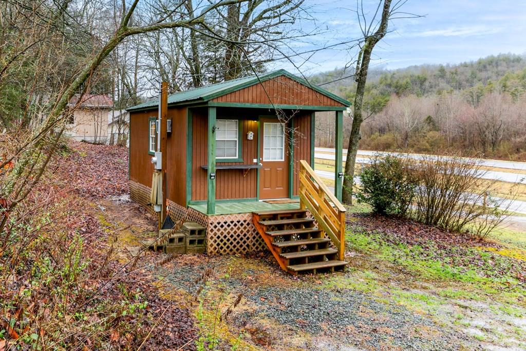 219 Old State Road Marble NC 28905