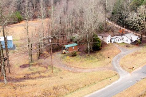 219 Old State Road Marble NC 28905
