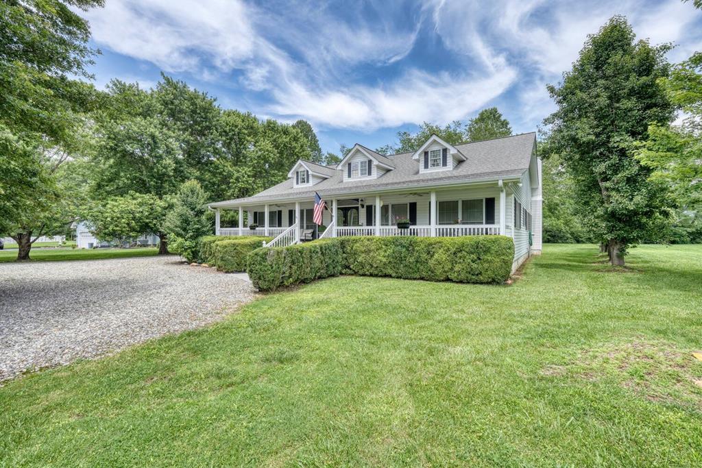 162 Grandview Drive Young Harris GA 30582