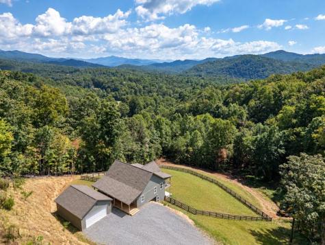 280 Wild Berry Lane Hayesville NC 28904