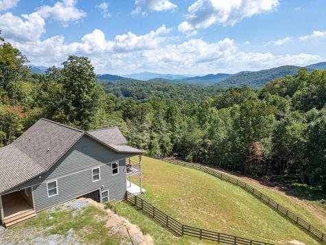 280 Wild Berry Lane Hayesville NC 28904