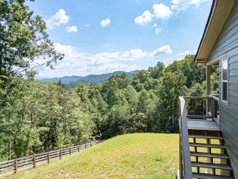 280 Wild Berry Lane Hayesville NC 28904