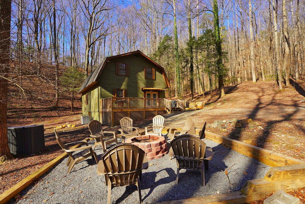 172 Sweetwater Drive Blue Ridge GA 30513