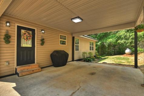 2113 Turniptown Road Ellijay GA 30536