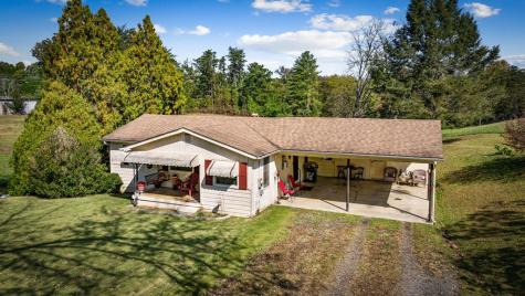 121 Orchard Boulevard Blue Ridge GA 30513