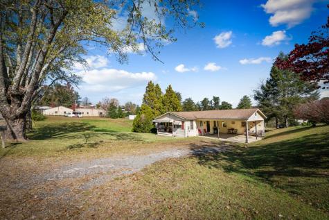121 Orchard Boulevard Blue Ridge GA 30513
