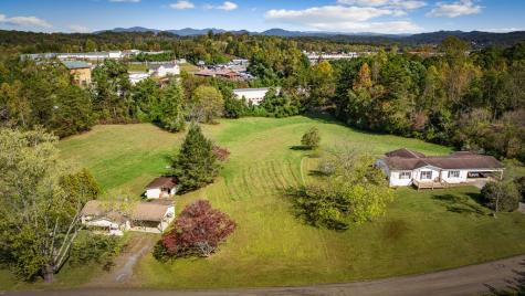 121 Orchard Boulevard Blue Ridge GA 30513