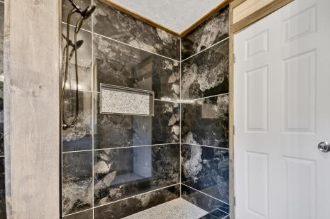428 Kingtown Street Mccaysville GA 30555