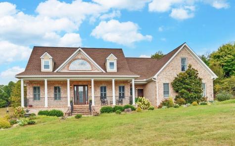 4196 Asheland Overlook Young Harris GA 30582