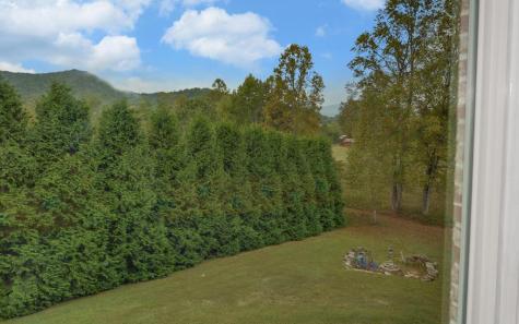 4196 Asheland Overlook Young Harris GA 30582