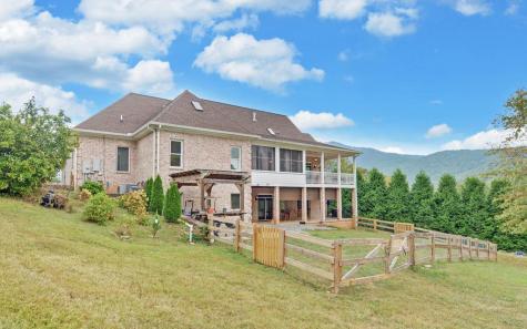 4196 Asheland Overlook Young Harris GA 30582