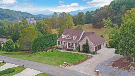 4196 Asheland Overlook Young Harris GA 30582