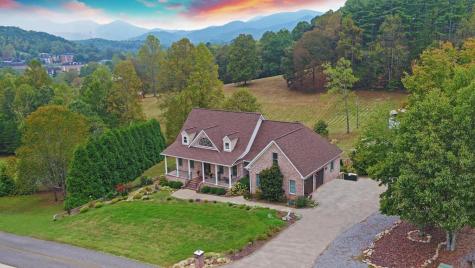 4196 Asheland Overlook Young Harris GA 30582