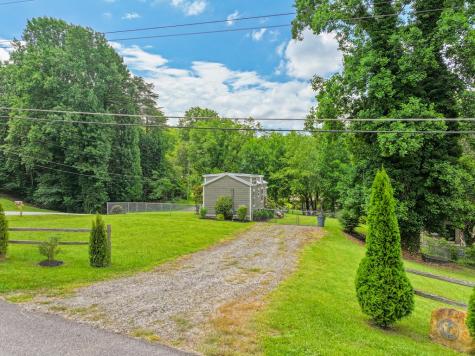 1685 Chatuge Shores Hiawassee GA 30546