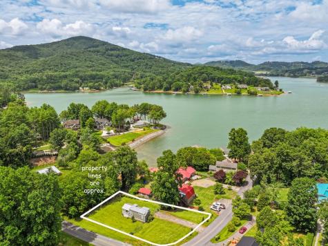 1685 Chatuge Shores Hiawassee GA 30546