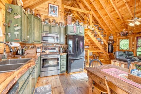 370 Lakepoint Drive Blairsville GA 30512