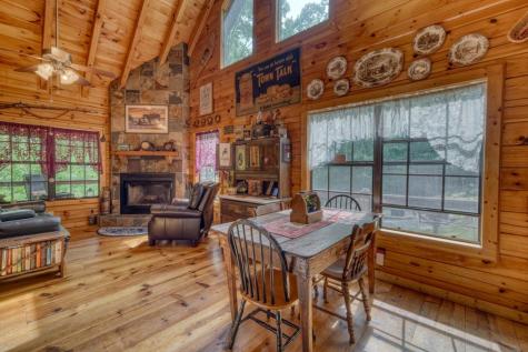 370 Lakepoint Drive Blairsville GA 30512