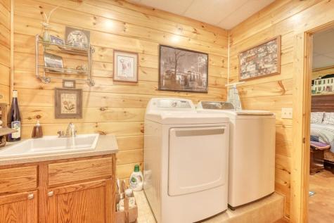 370 Lakepoint Drive Blairsville GA 30512