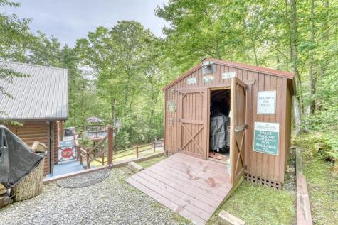 370 Lakepoint Drive Blairsville GA 30512