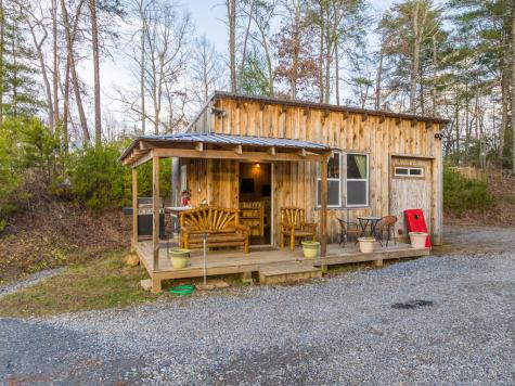 21 Riverview Circle Blue Ridge GA 30513